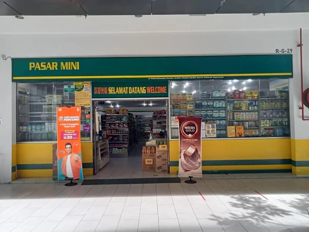Apartment Dsara Sungai Buloh Sentral Mrt Studio Home With Two Free Parking Ma­lay­sia