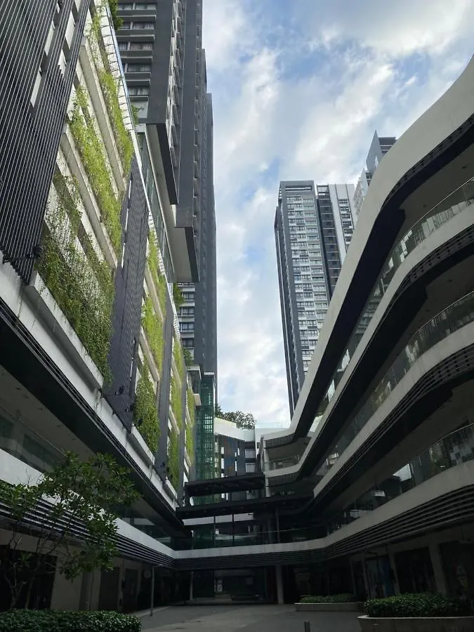 Dsara Sungai Buloh Sentral Mrt Studio Home With Two Free Parking Ma­lay­sia