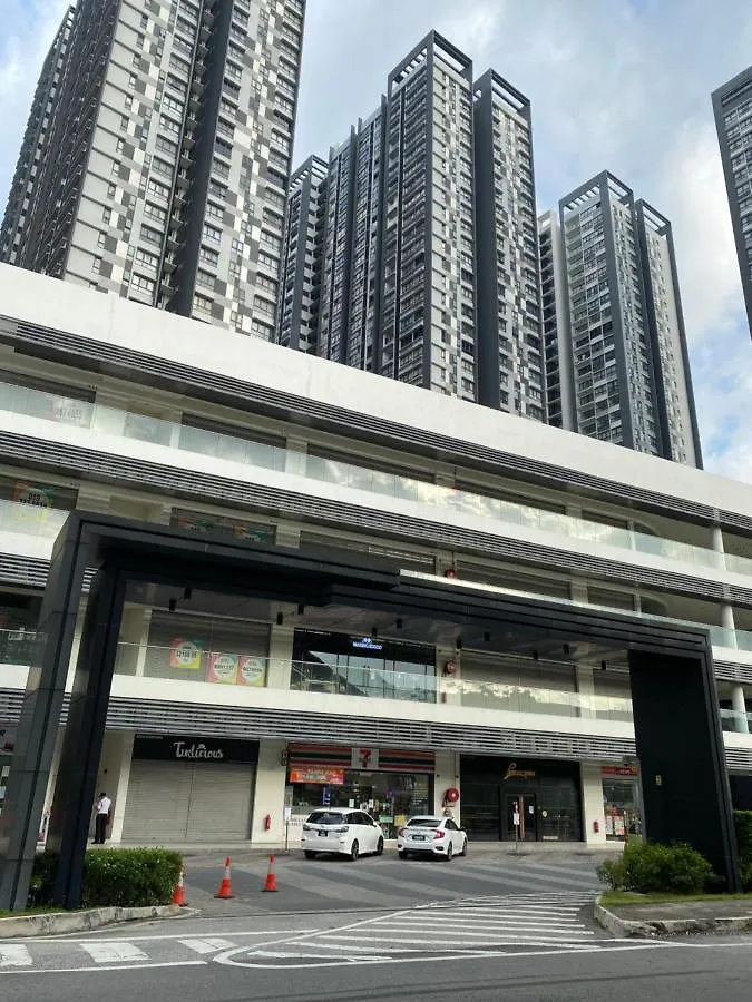 Dsara Sungai Buloh Sentral Mrt Studio Home With Two Free Parking 0*,